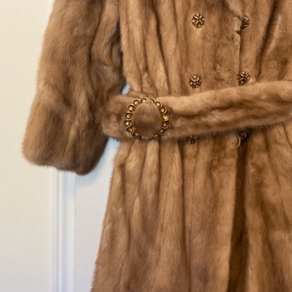 Pale mink fur coat - Picture 2 of 7